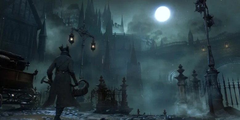 Hunter walking at night in Yharnam 