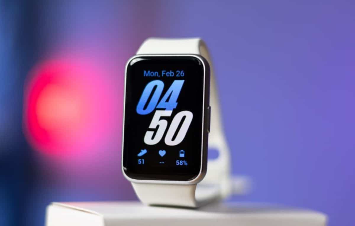 مراجعة شاملة لجهاز تتبع اللياقة البدنية Galaxy Fit 3 الجديد من سامسونج