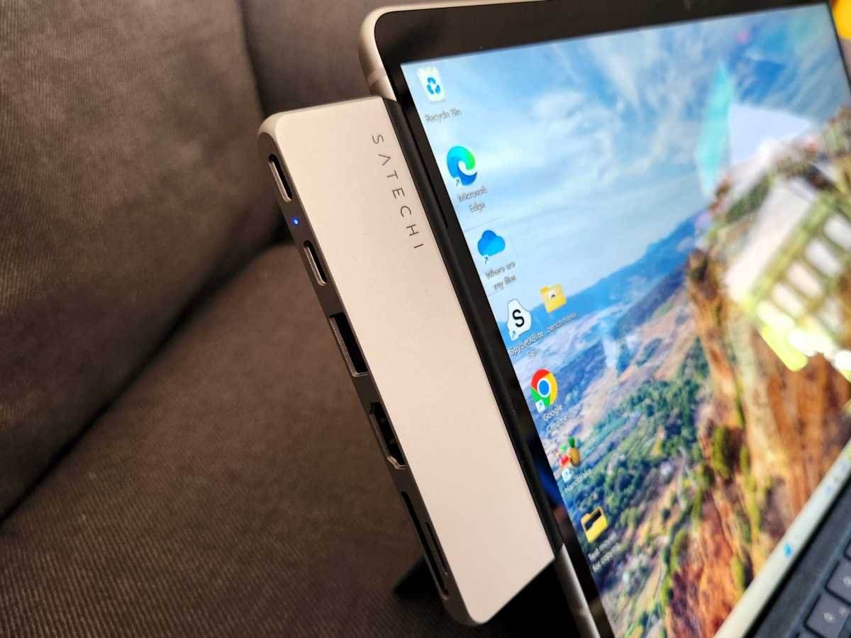 محور Satechi Dual USB-C Surface Pro 9