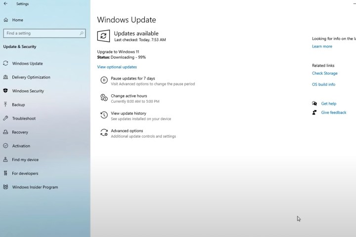 صفحة تنزيل Windows 11 في Windows Update.