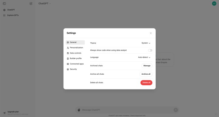 شاشة الإعدادات العامة لـ ChatGPT تعرض خيار حذف جميع الدردشات.