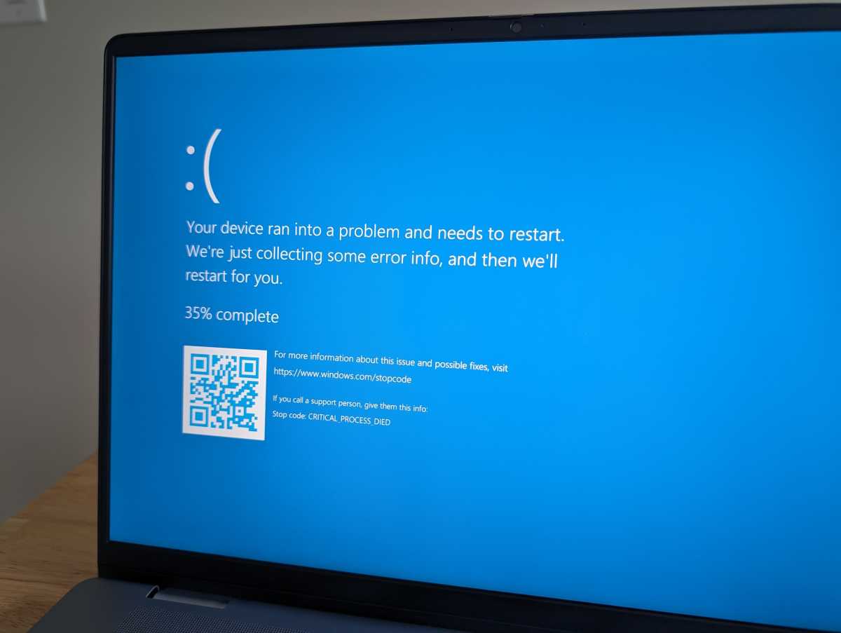 رسالة خطأ شاشة الموت الزرقاء في نظام التشغيل Windows 11