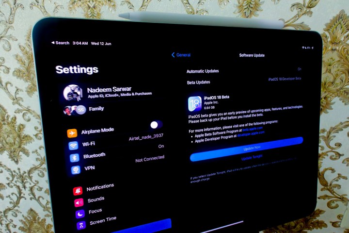 تطبيق الإعدادات على iPad Pro M1.