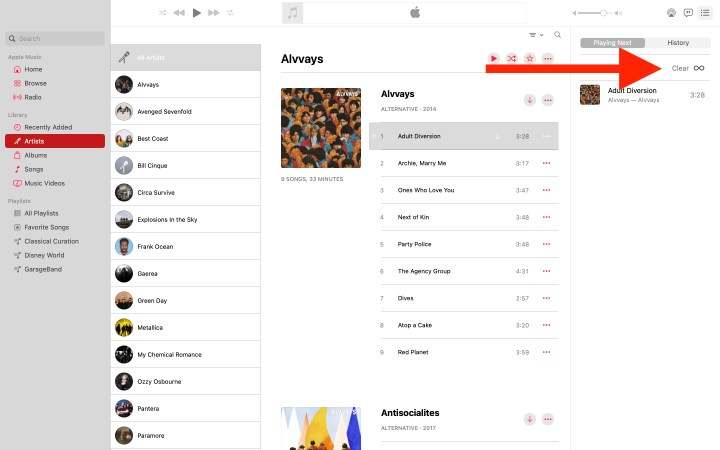 سهم يشير إلى خيار المسح في Music لنظام التشغيل macOS.