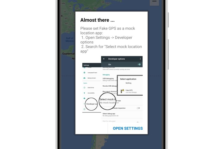 تطبيق موقع GPS وهمي يعرض تعليمات لتمكين إعداد موقع وهمي في وضع المطور.