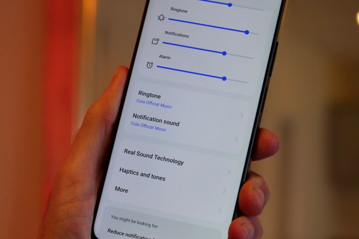 يستخدم هاتف Realme X Coca-Cola صوت الإعلان الرسمي لشركة Coca-Cola كنغمة رنين.