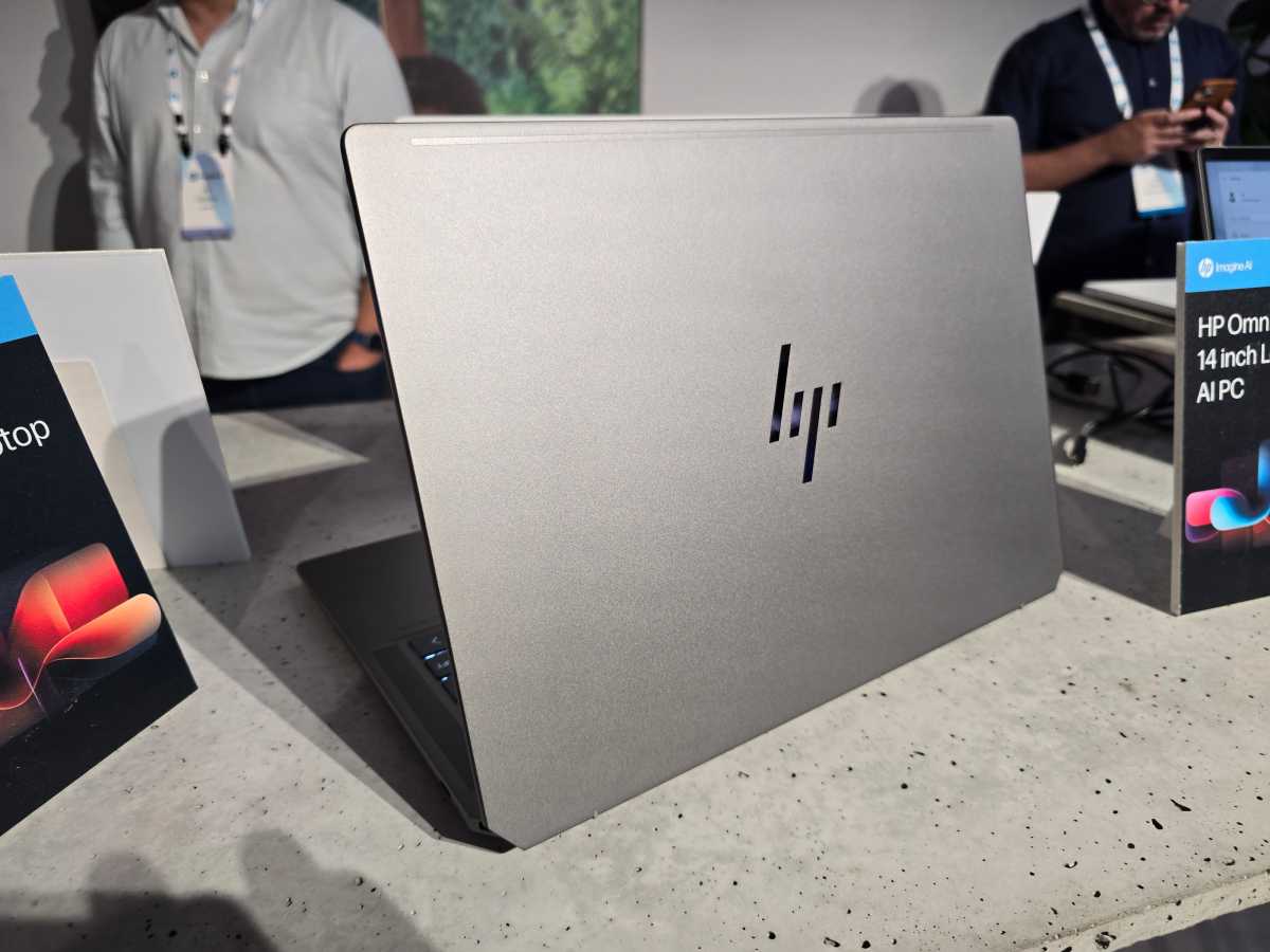 جهاز HP OmniBook Ultra