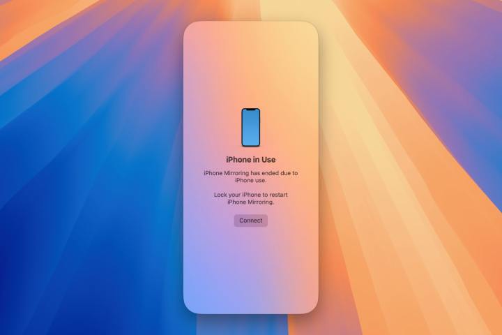 نافذة توضح أن ميزة iPhone Mirroring متوقفة مؤقتًا في نظام التشغيل macOS Sequoia.