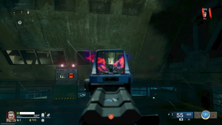 لاعب يطلق النار على صندوق كهربائي في Black Ops 6.