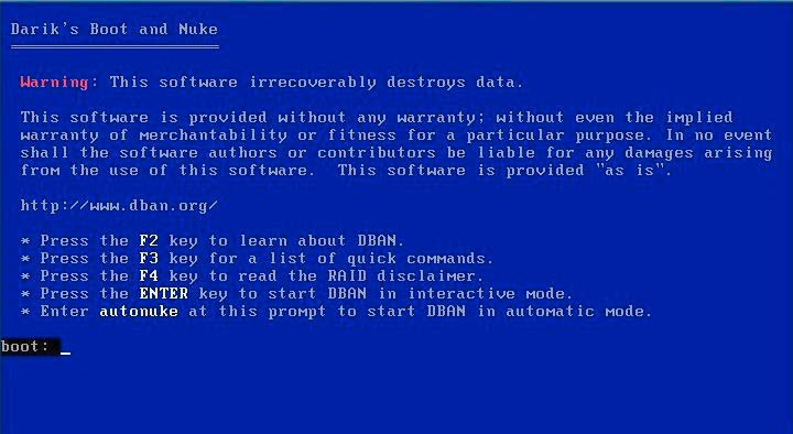 مع Darik's Boot وNuke، يمكنك إنشاء جهاز كمبيوتر شخصي من جهاز USB-Stick الخاص بك وبدء تشغيله وإيقافه فورًا، مما يؤدي إلى فقدانه وتحريره.