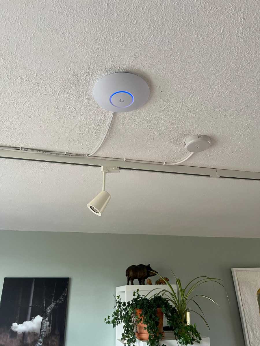 الوصول إلى شبكة Wifi