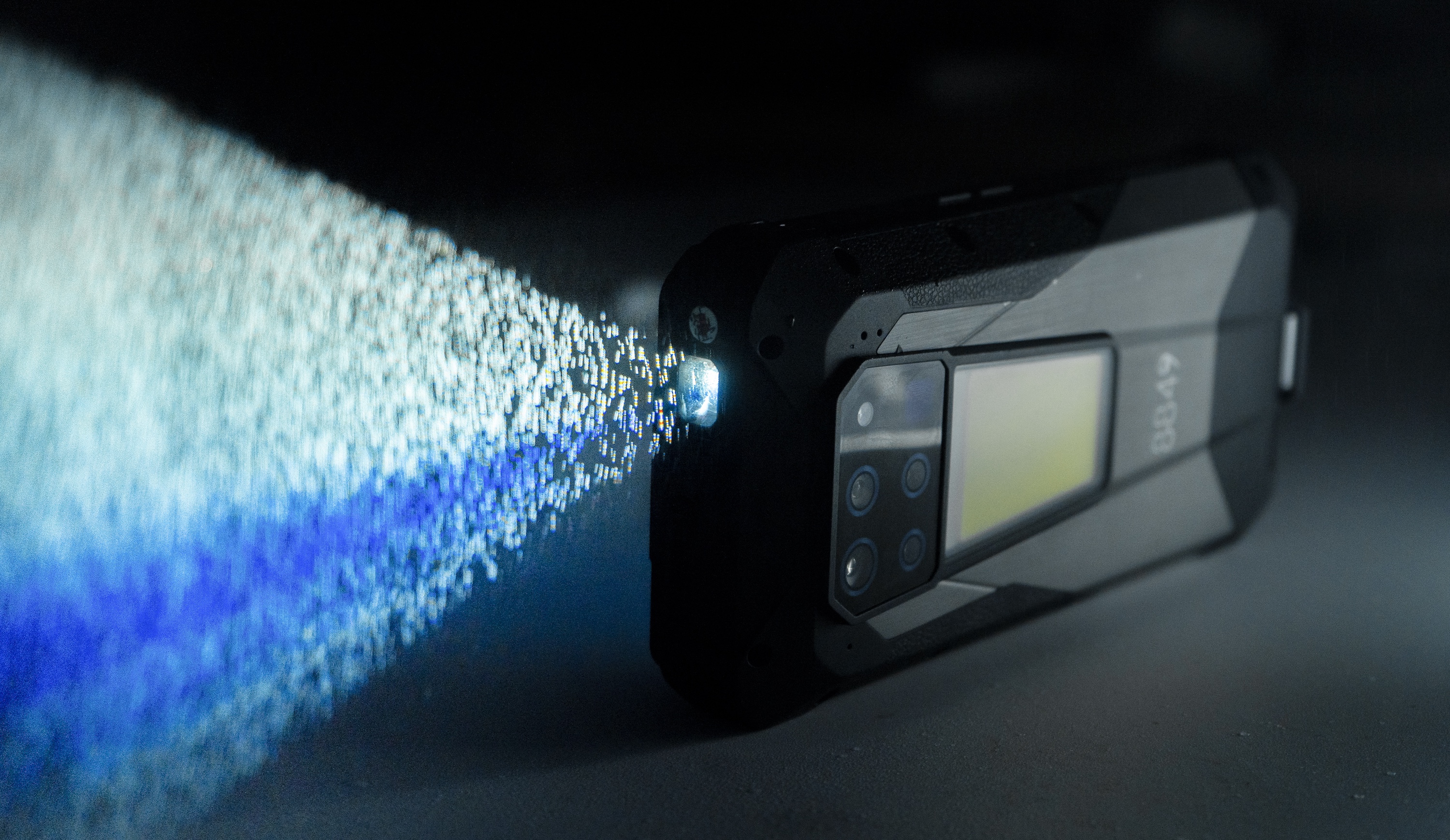 الخزان 3 Pro Projector.