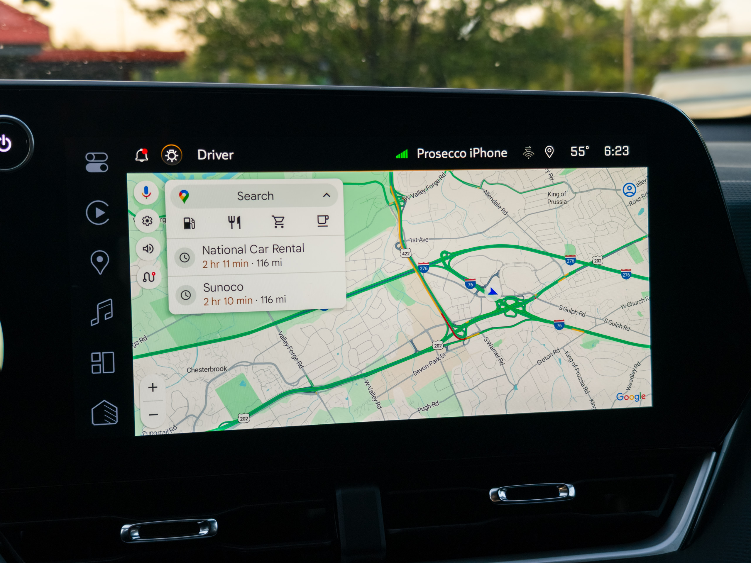 خرائط Google التي تعمل على Android Automotive على Chevy Equinox 2025