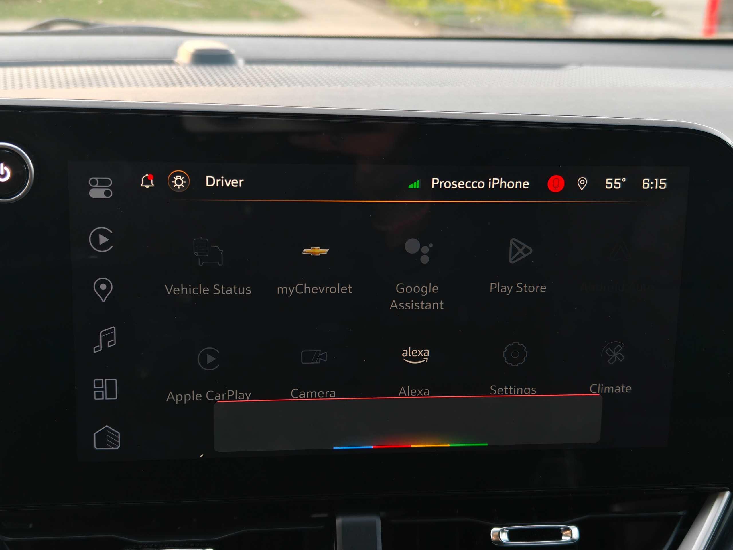 إعدادات المركبات على Android Automotive على Chevy Equinox 2025