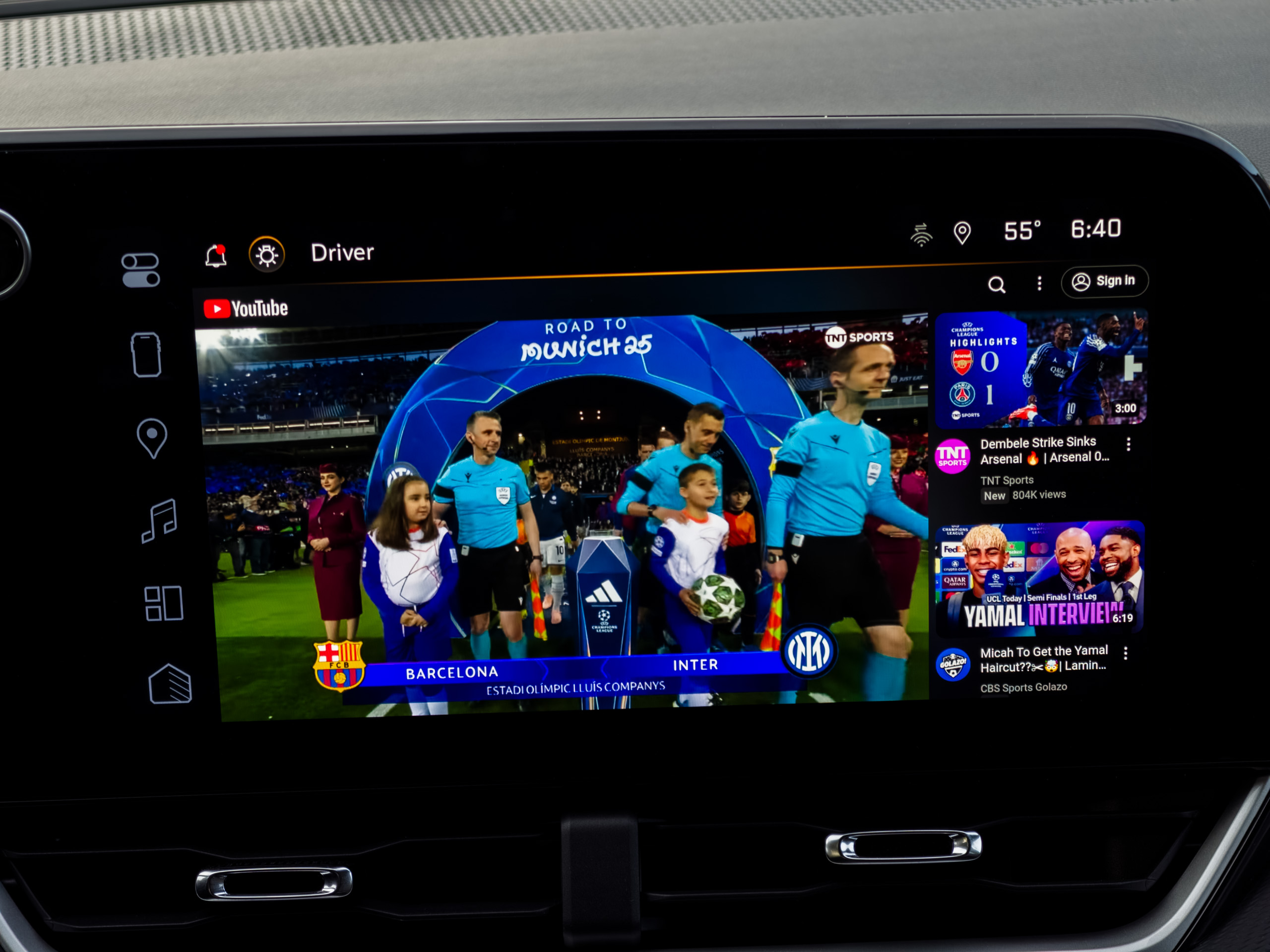 YouTube يعمل على Android Automotive على Chevy Equinox 2025