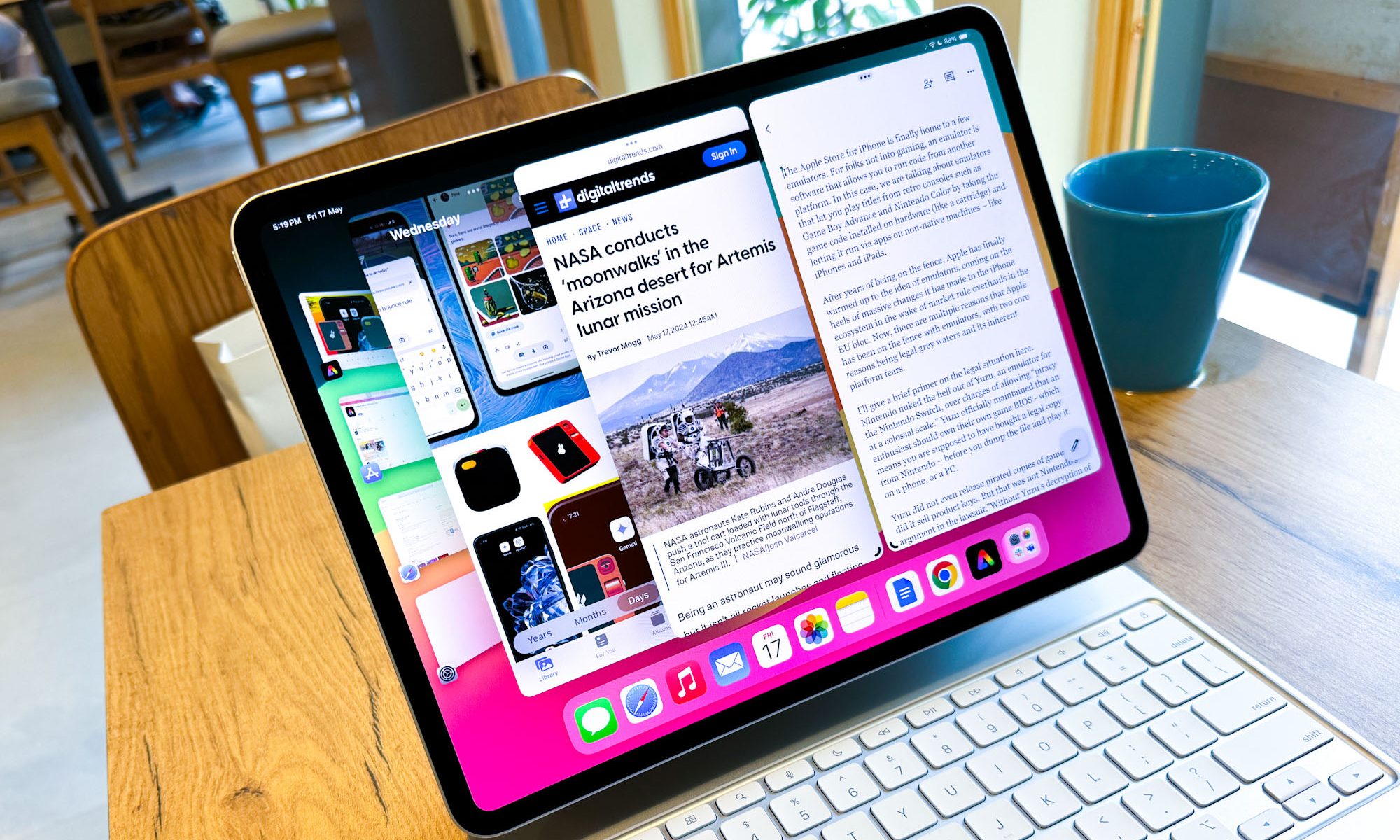 مدير المرحلة نشط على M4 iPad Pro.
