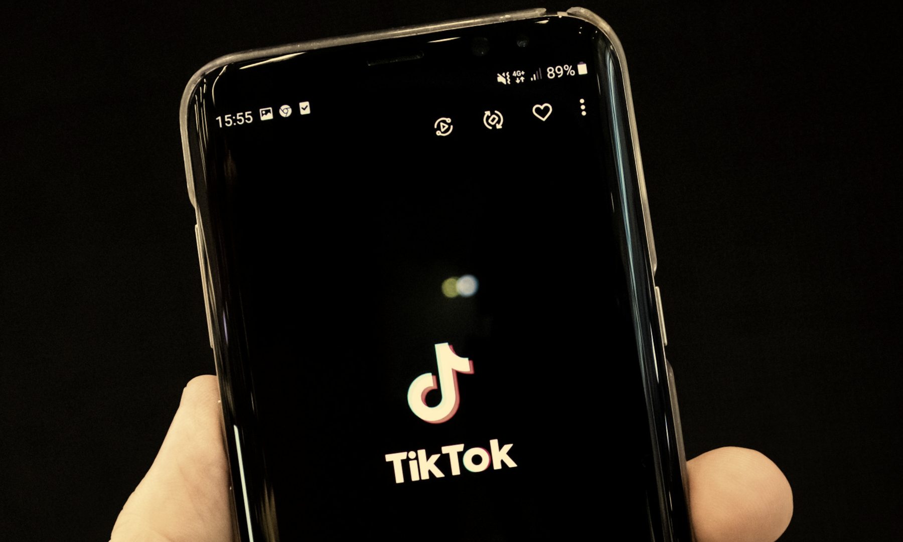 شاشة Tiktok Splash على هاتف Android.