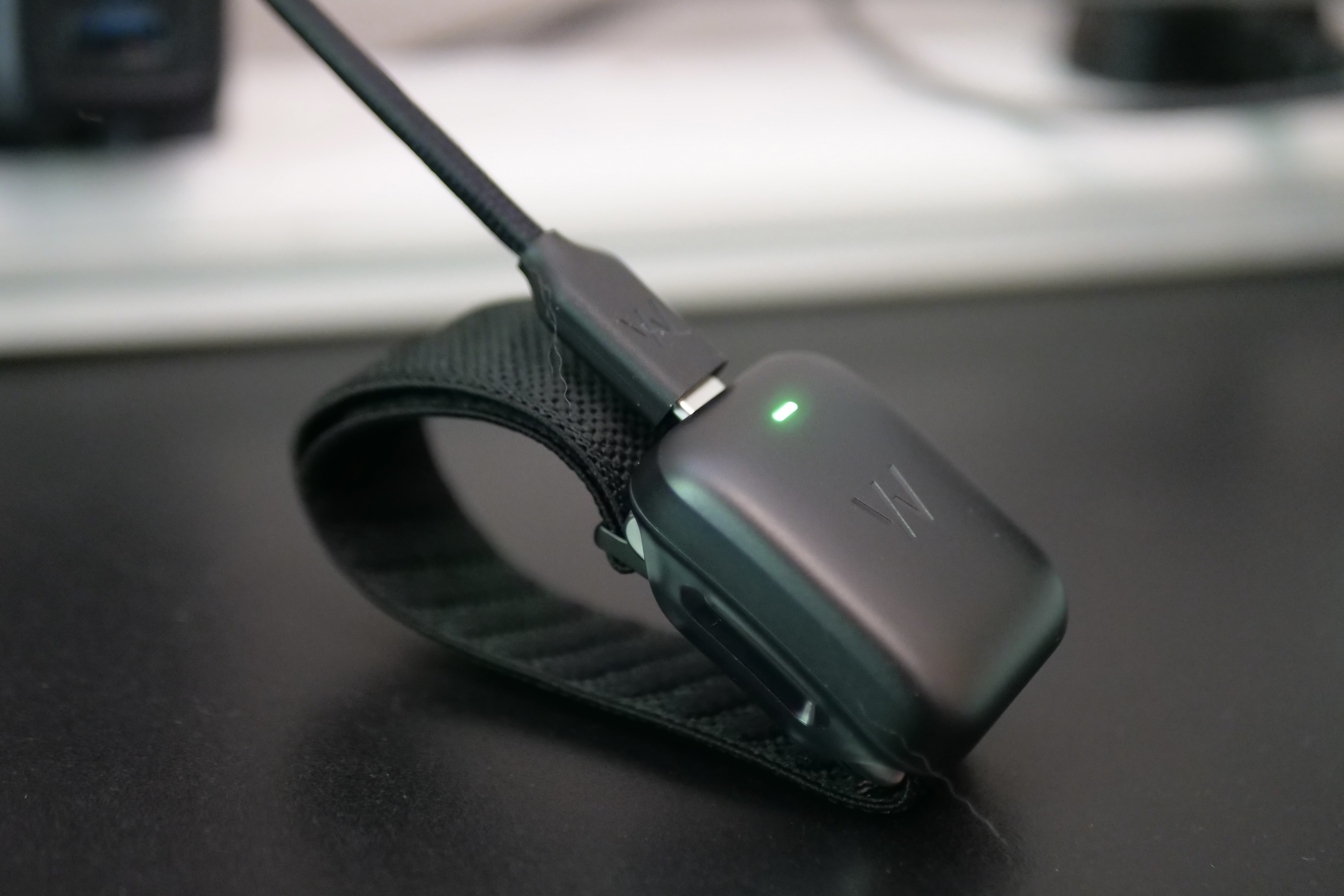 The Whoop 5.0 على الشحنة.
