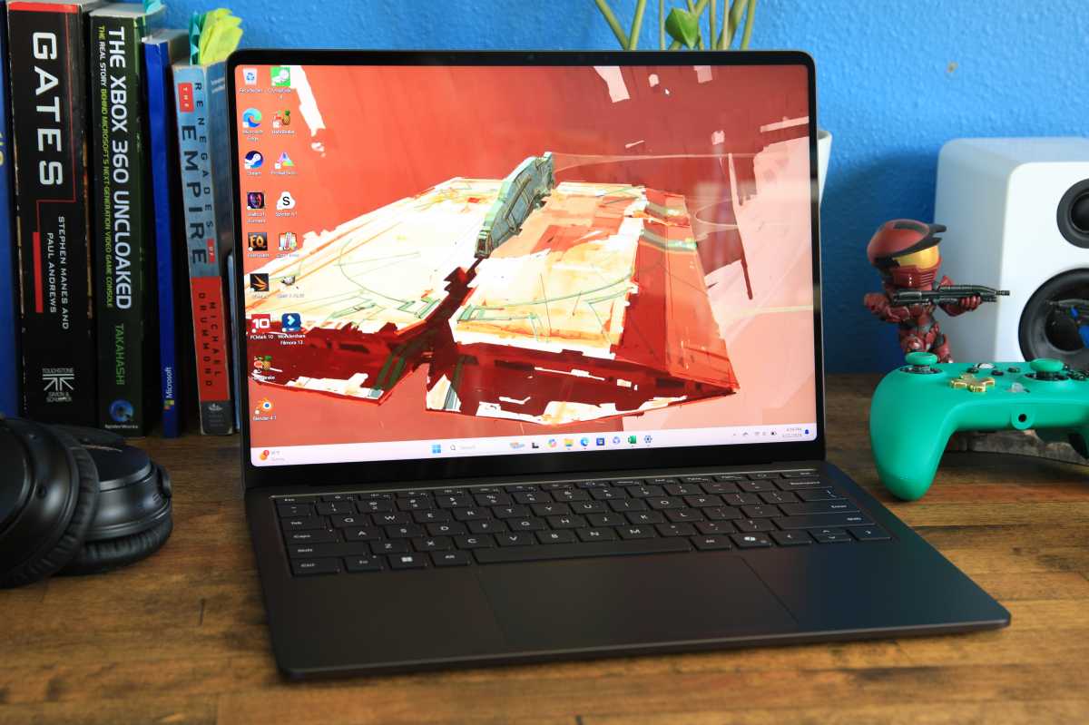 Microsoft Surface Labstop 7 2024 Hero