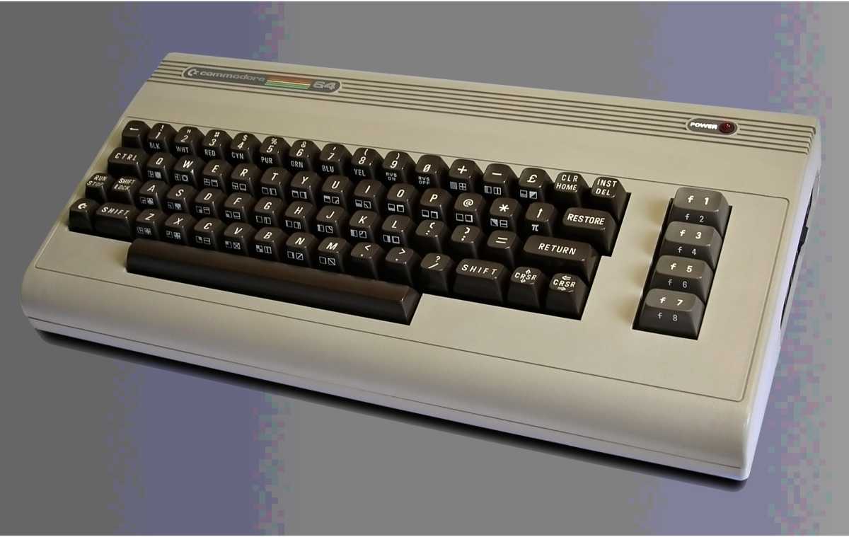 كومودور 64