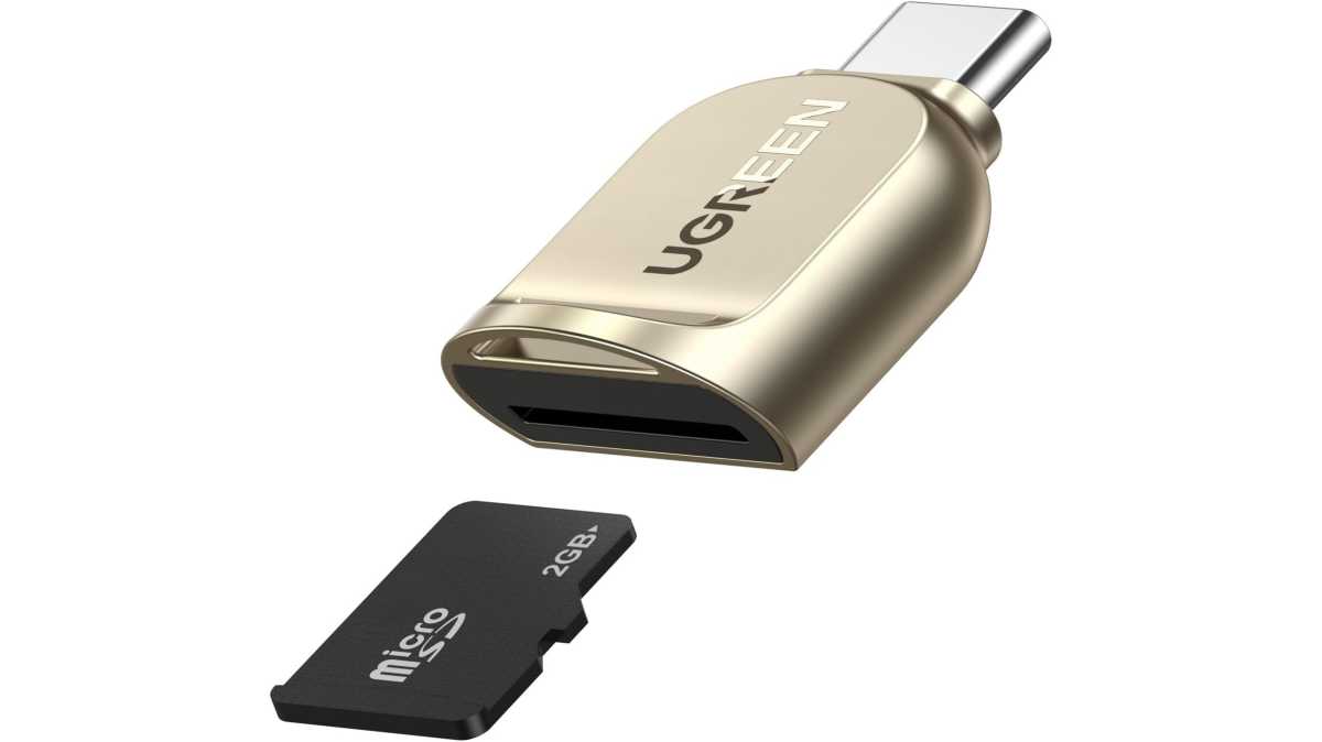 قارئ بطاقة MicroSD من النوع C ugreen