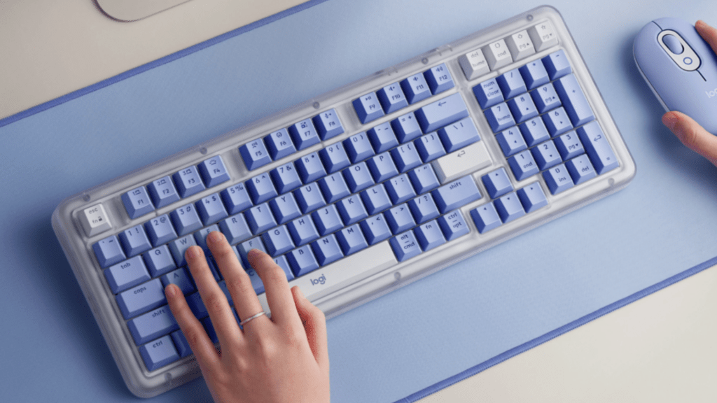 أنا من عشاق لوحة المفاتيح، وقد جذبت الآلة اللاسلكية الجديدة من Logitech انتباهي