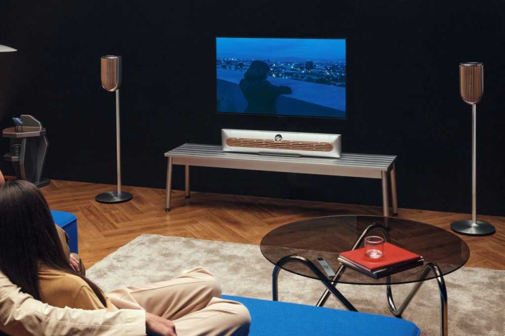 يمكن لمكبرات الصوت المصنوعة من الألومنيوم والتي تبلغ قيمتها 5800 دولار أن تتفوق على تلفزيونك