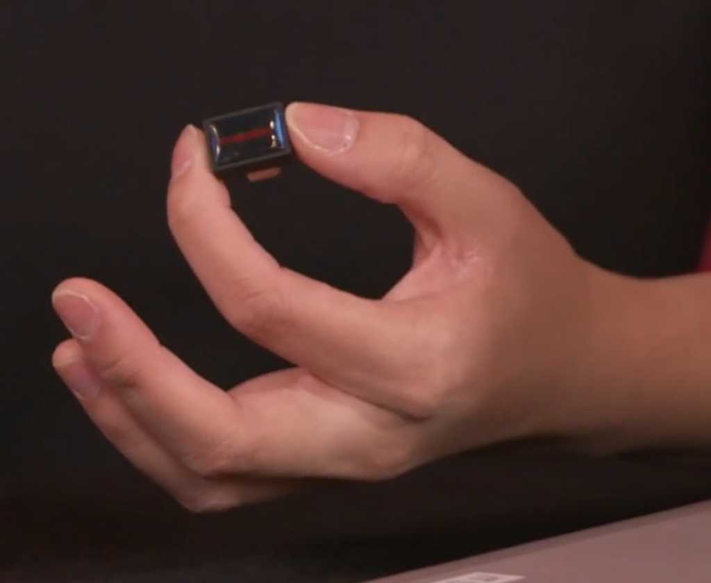 تم تصميم محرك الأقراص المحمول USB الصغير جدًا من SanDisk ليعيش في الكمبيوتر المحمول الخاص بك إلى الأبد