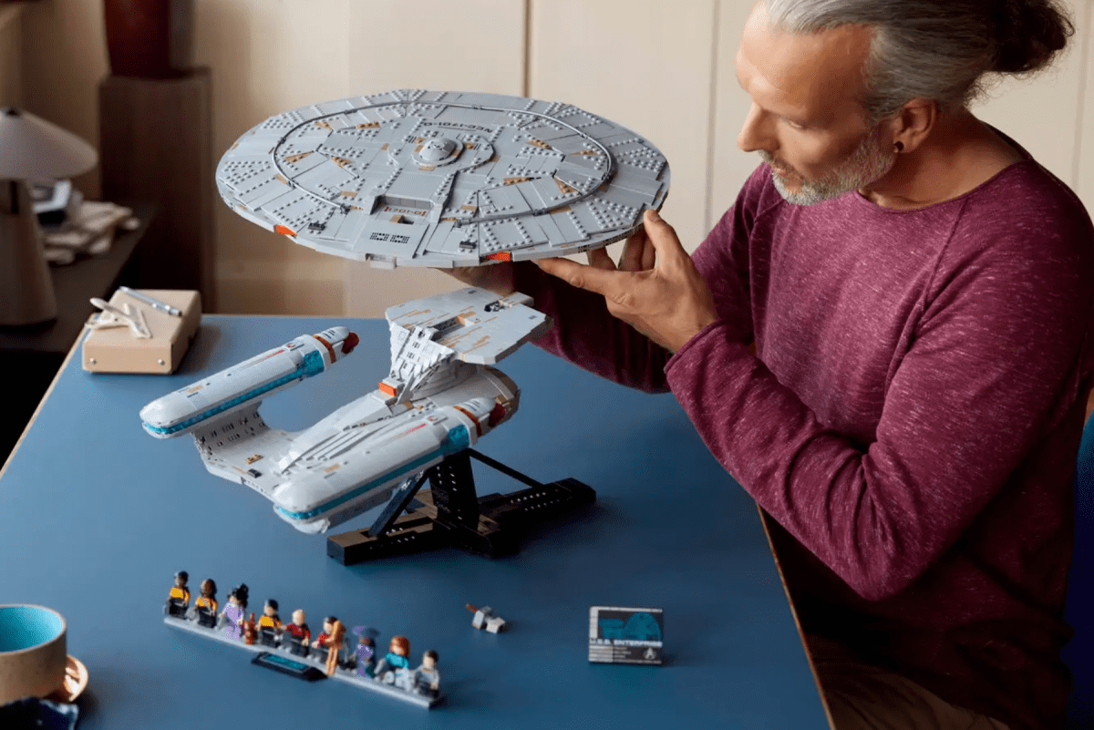 قسم صحن Lego Star Trek Enterprise D
