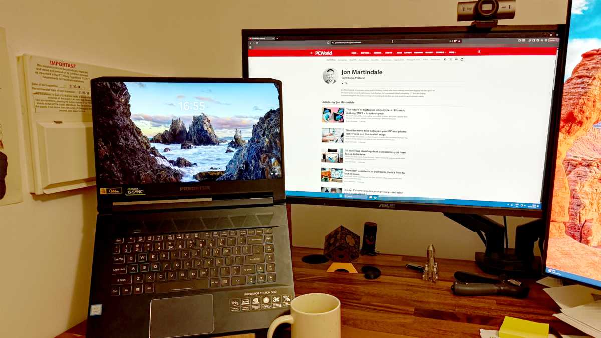 موقف الكمبيوتر المحمول