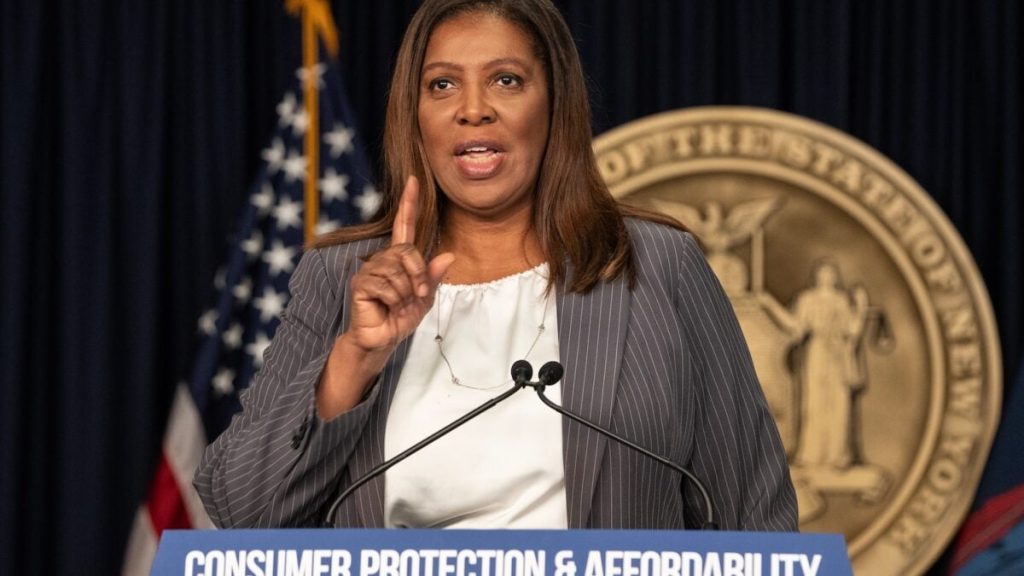 تتلقى شركات “أوبن إيه آي” و”أنثروبي” وغيرها خطابات تحذير من مدعين عامين بـ 17 ولاية.