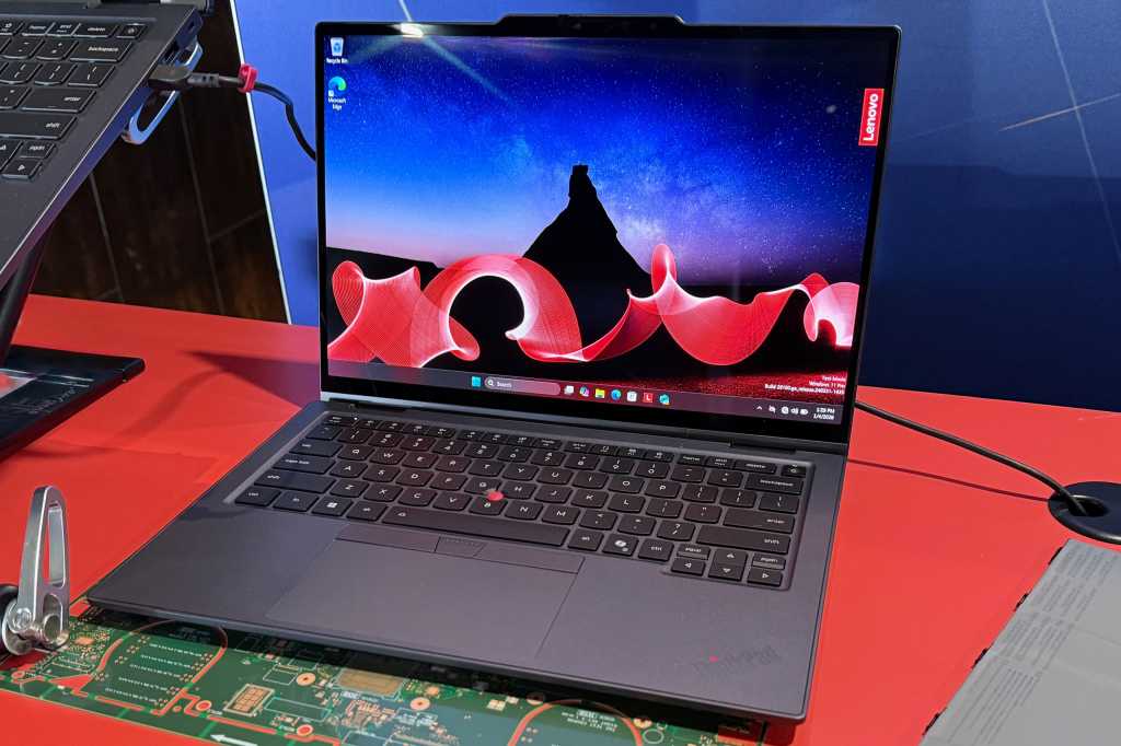 لينوفو تطلق جهاز ThinkPad X1 Carbon الجديد بتصميم أكثر قابلية للإصلاح.